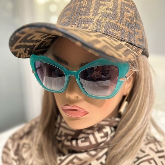 Emilio Pucci Sunglasses   - Picture 2 of 10